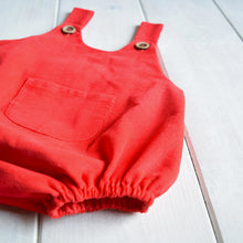 Carica l'immagine nel visualizzatore di Gallery, SALOPETTE IN VELLUTO - ROSSO