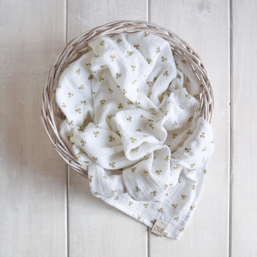 COPERTINA IN MUSSOLA - FIORI OCRA