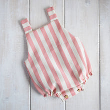 Carica l&#39;immagine nel visualizzatore di Gallery, SALOPETTE A RIGHE - ROSA

