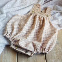 Carica l&#39;immagine nel visualizzatore di Gallery, PAGLIACCETTO VICHY - BEIGE
