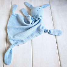 Carica l&#39;immagine nel visualizzatore di Gallery, DOUDOU IN MUSSOLA - AZZURRO
