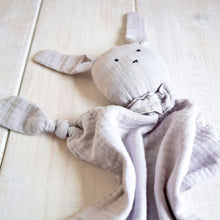 Carica l&#39;immagine nel visualizzatore di Gallery, DOUDOU IN MUSSOLA - GRIGIO
